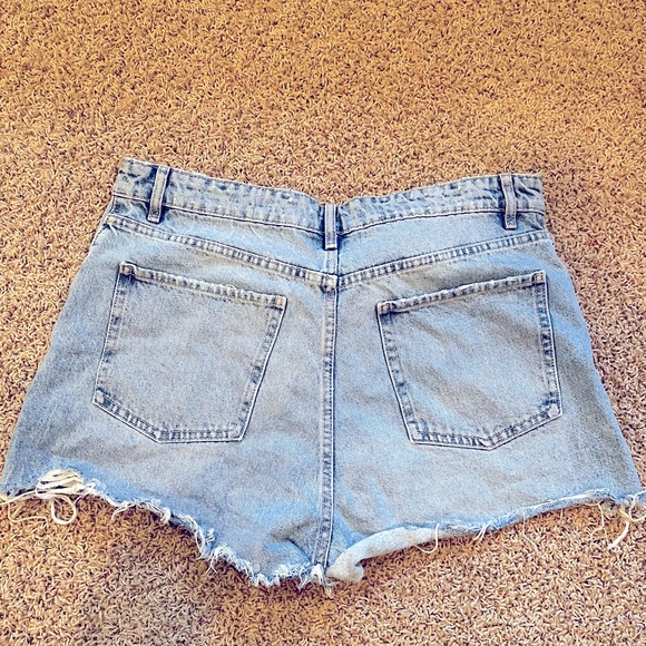 ZARA denim shorts - Picture 2 of 2